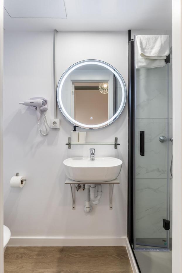 Regina Selfcheck-In Smart Rooms パルマ・デ・マリョルカ エクステリア 写真